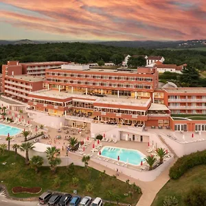 https://laguna-albatros-hotel.in-istria.net