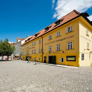 Hotel Archibald At The Charles Bridge